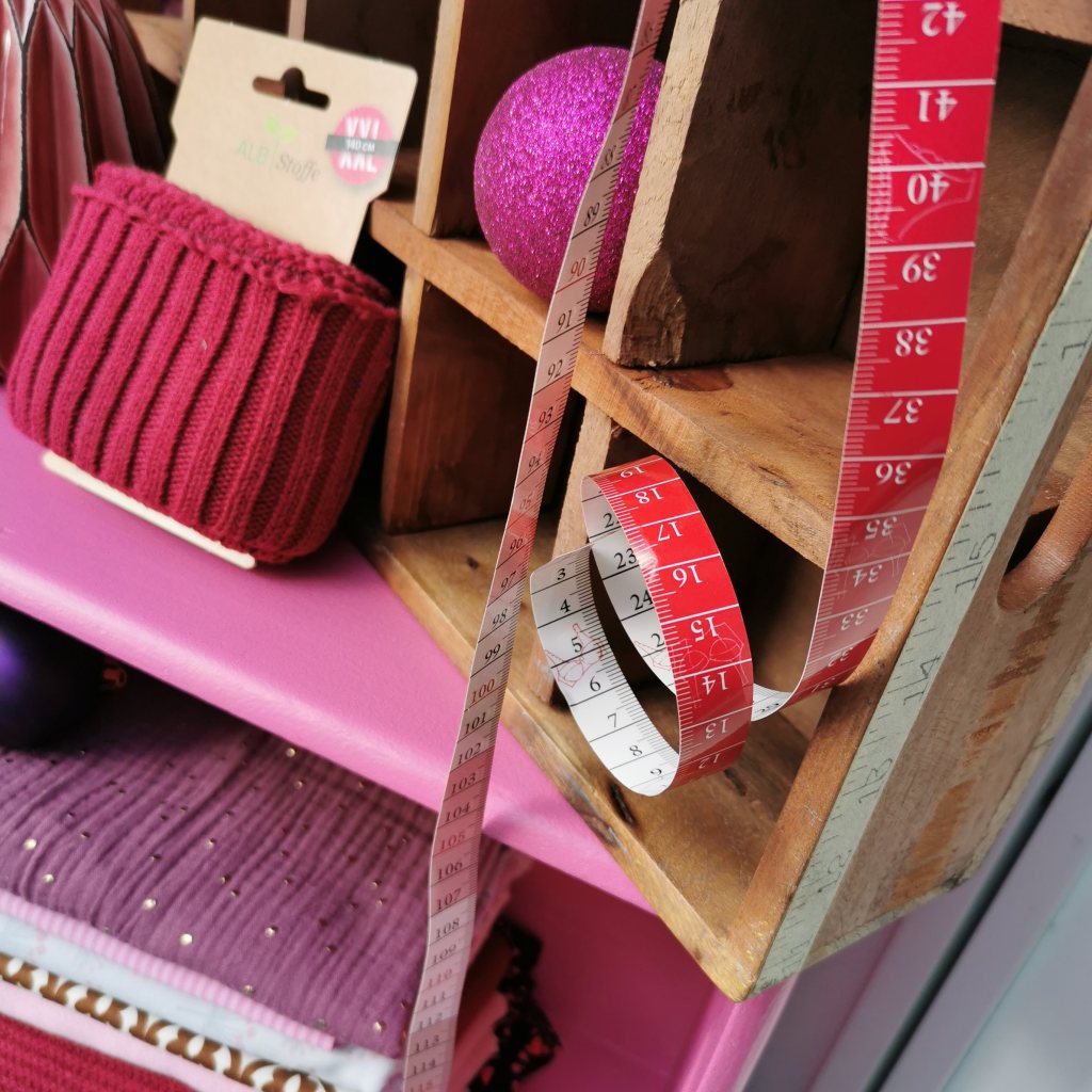 Weihnachtsschaufenster in pink